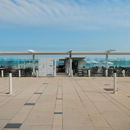 Hotel Merveilleux Cote Mer Dunkirk Exterior photo