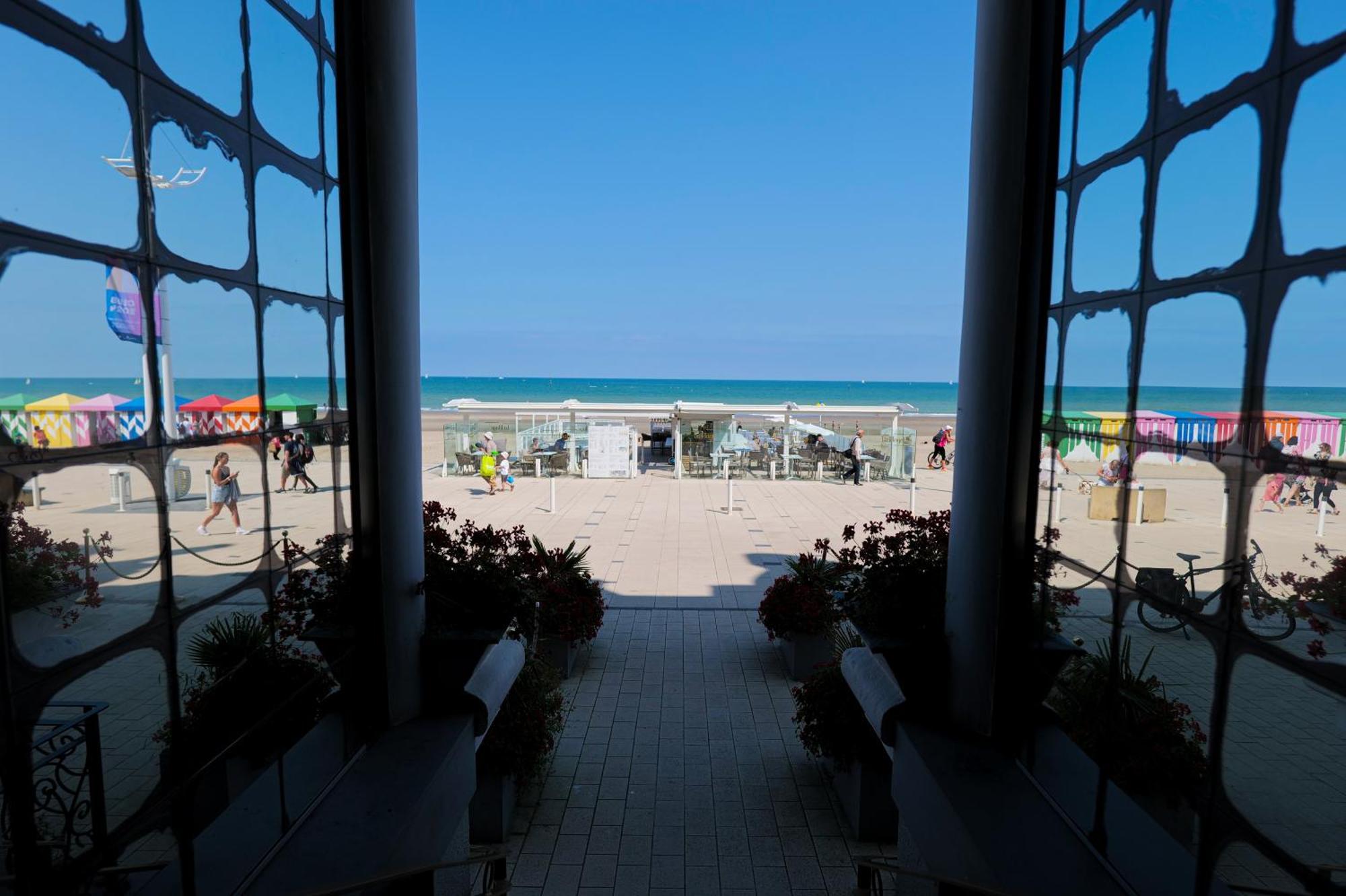 Hotel Merveilleux Cote Mer Dunkirk Exterior photo